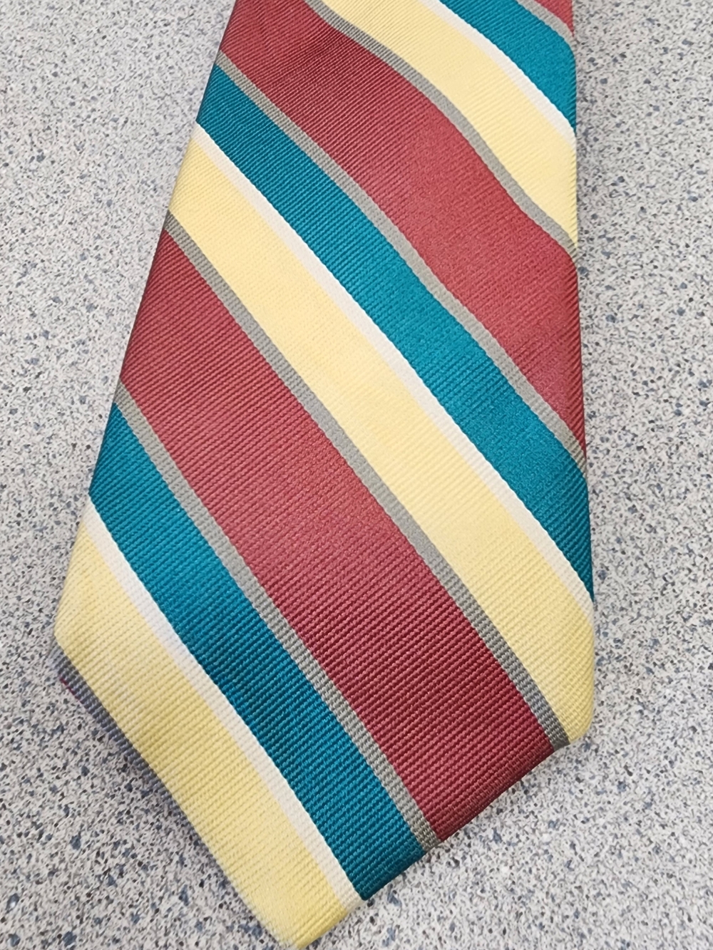 Kenneth Gordon New Orleans Vintage Striped Woven Silk Necktie USA